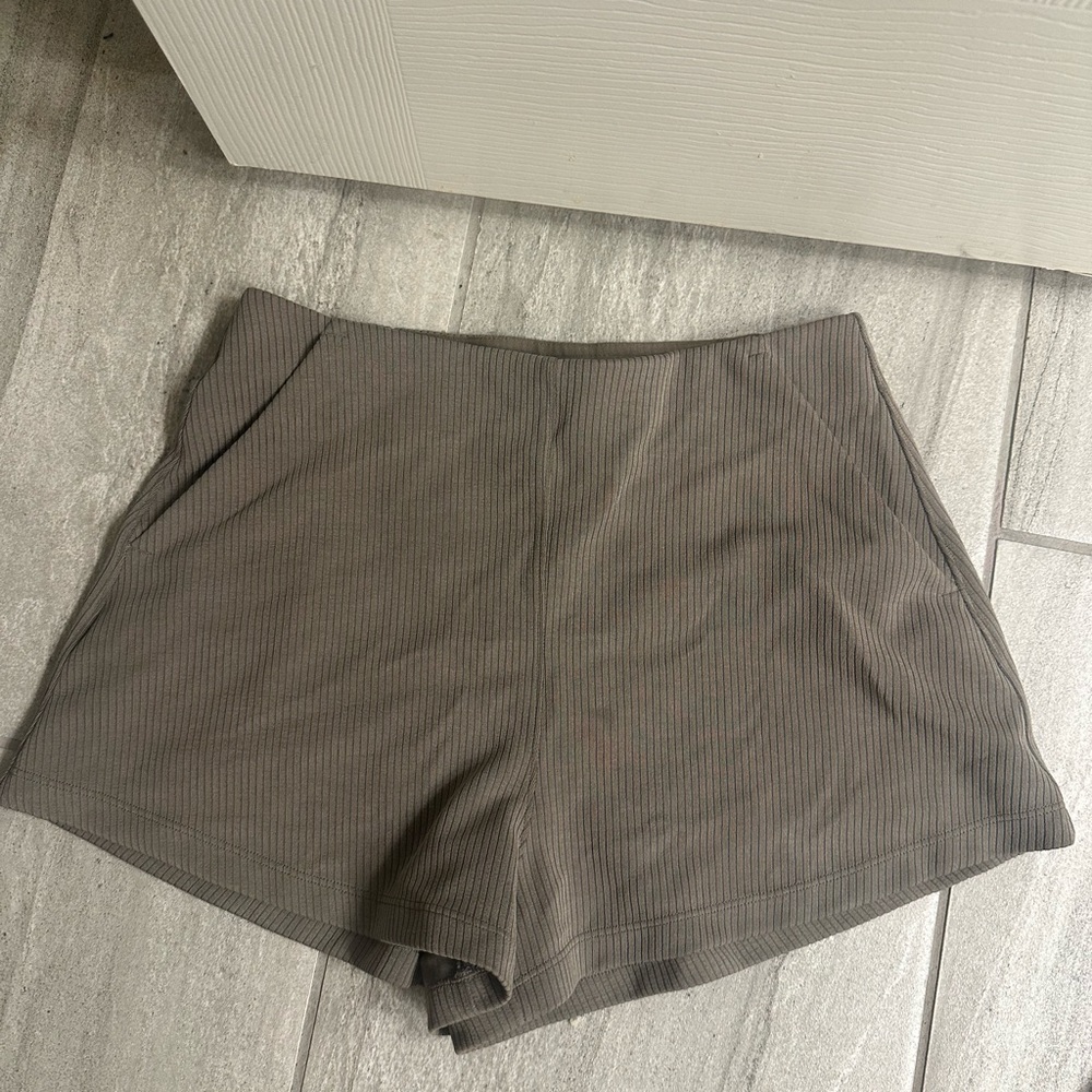 lululemon athletica High Waist Gray Shorts